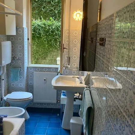 The Jasmine Yard Private Parking Apartment *