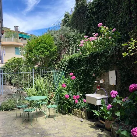 The Jasmine Yard Private Parking Apartment Rapallo
